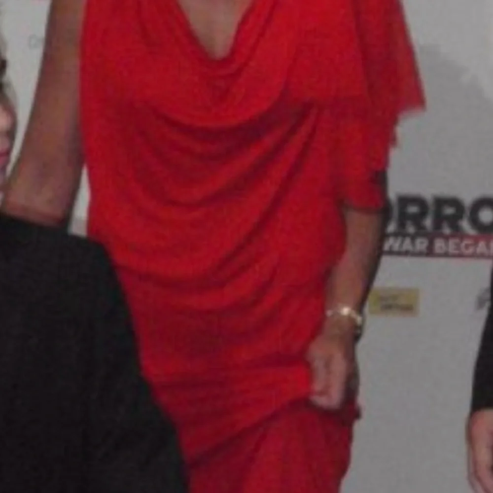 Boudicca Elegant Red Evening Gown